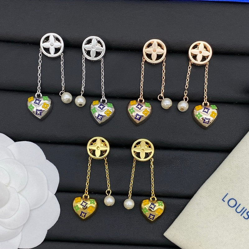 18K Louis Vuitton Diamond Pearl Drop Earrings