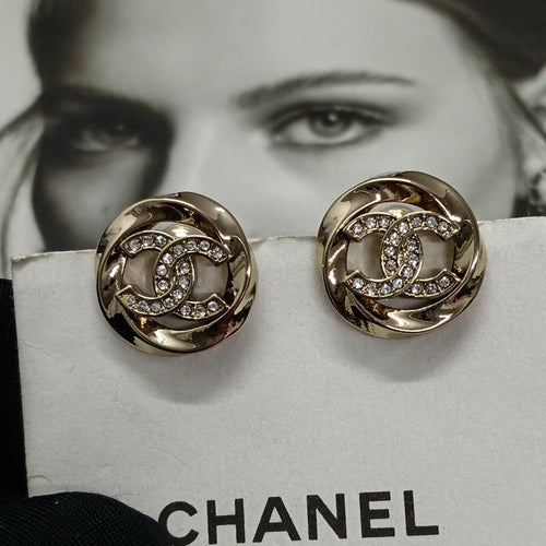 18K  Chanel Round Diamond Gold Earrings