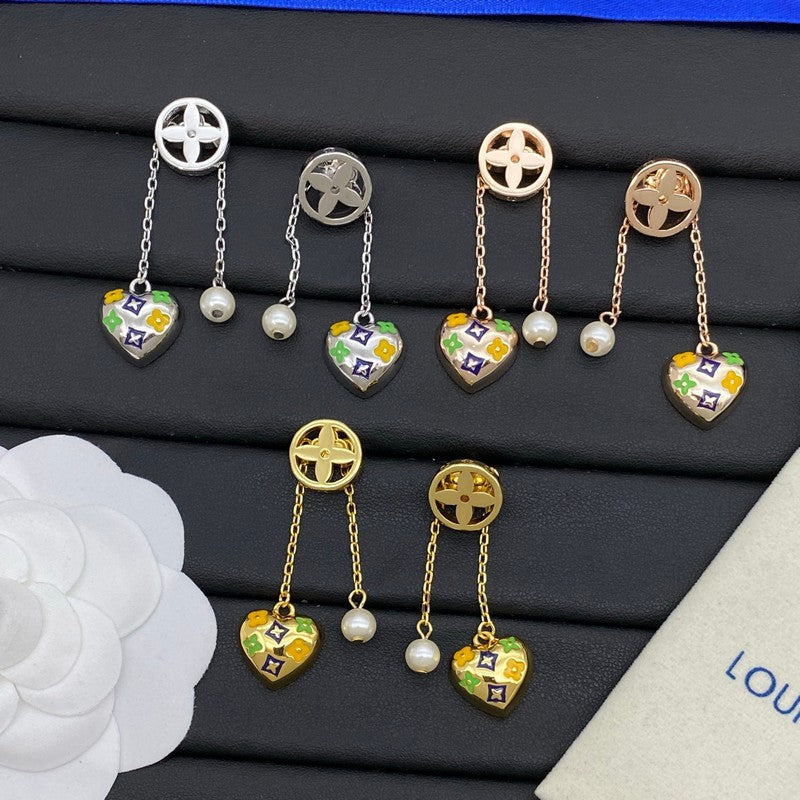 18K Louis Vuitton Diamond Pearl Drop Earrings