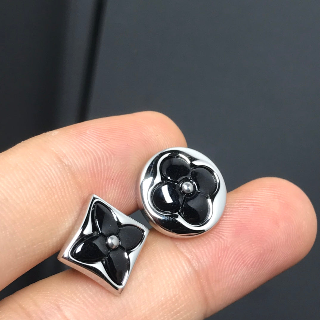 18K Louis Vuitton Blossom Earrings