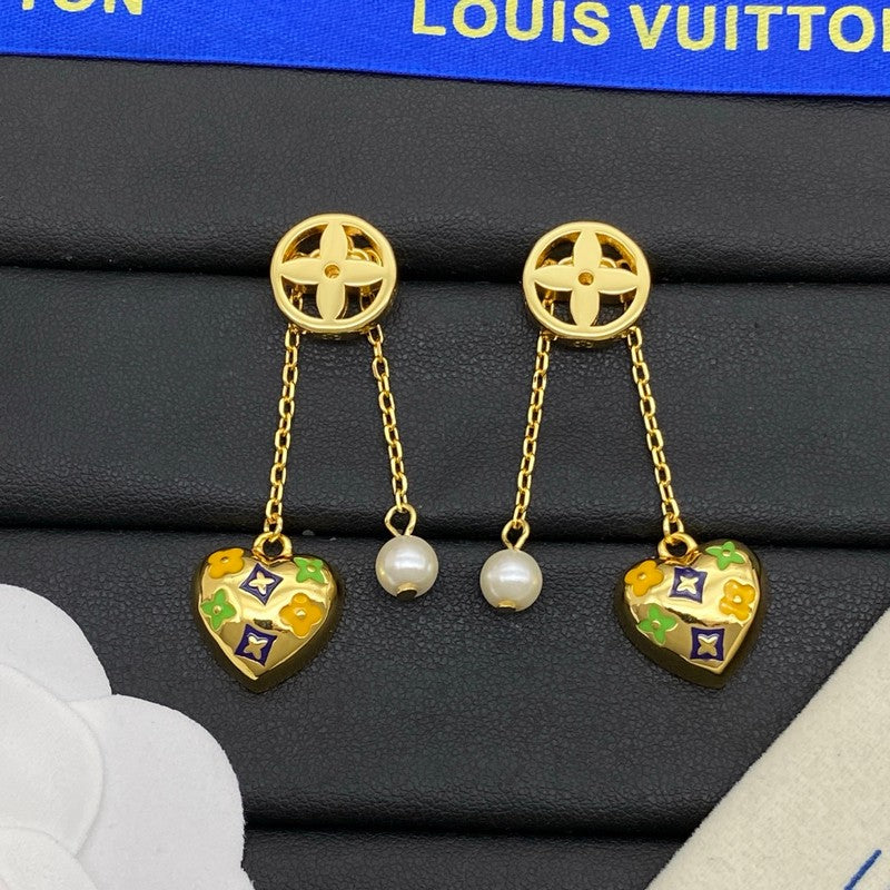 18K Louis Vuitton Diamond Pearl Drop Earrings